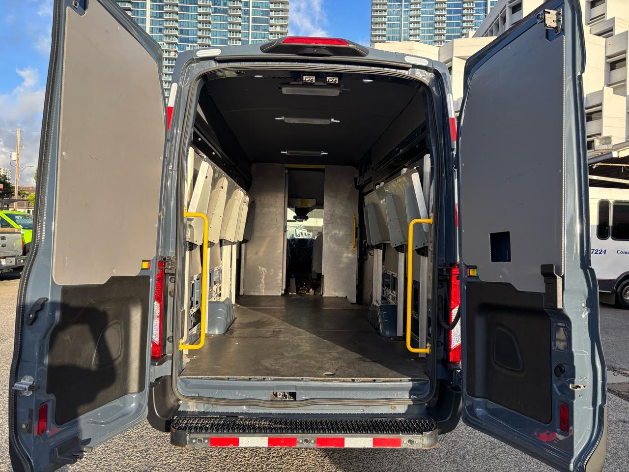 Ford Transit Van T-250 148" EL Hi Rf 9000 GVWR Sliding RH Dr 2019