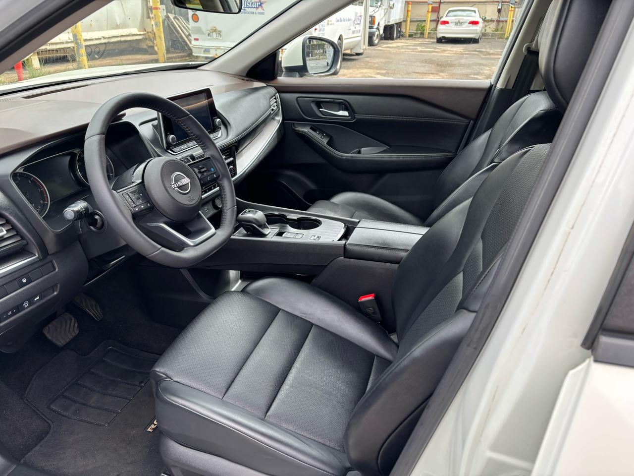 Nissan Rogue FWD SV 2023