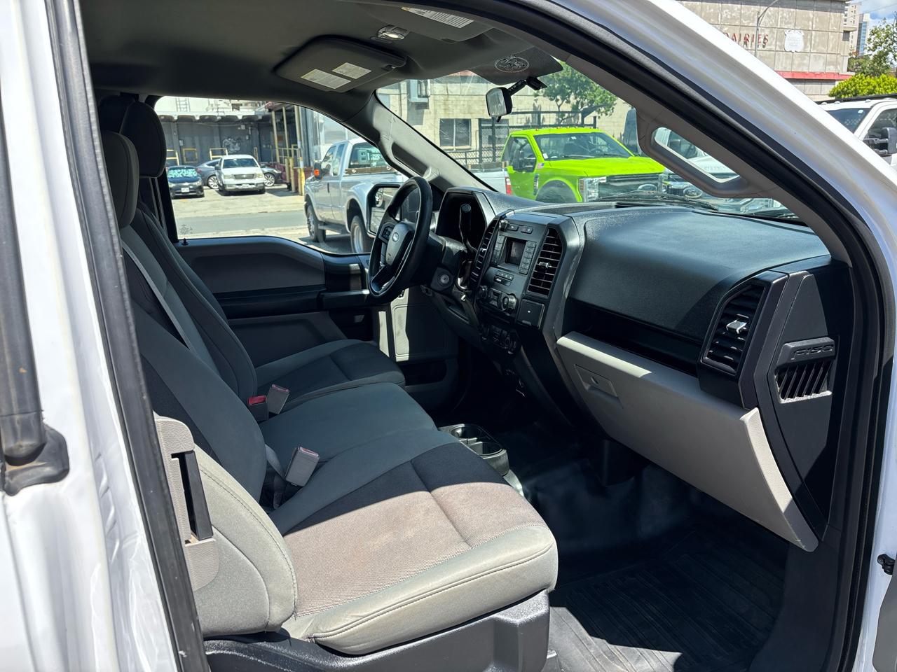 Ford F-150 2WD SuperCab 145" XL 2018