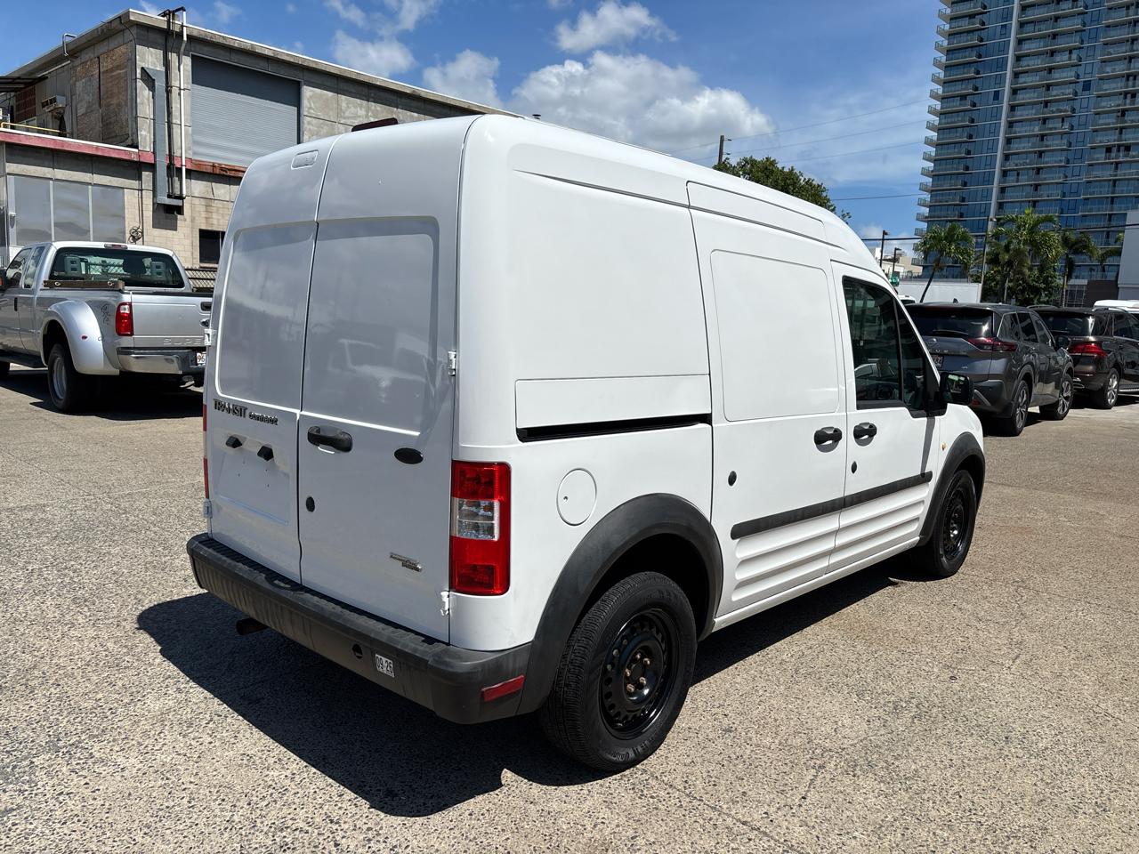 Ford Transit Connect 114.6" XL w/o side or rear door glass 2013