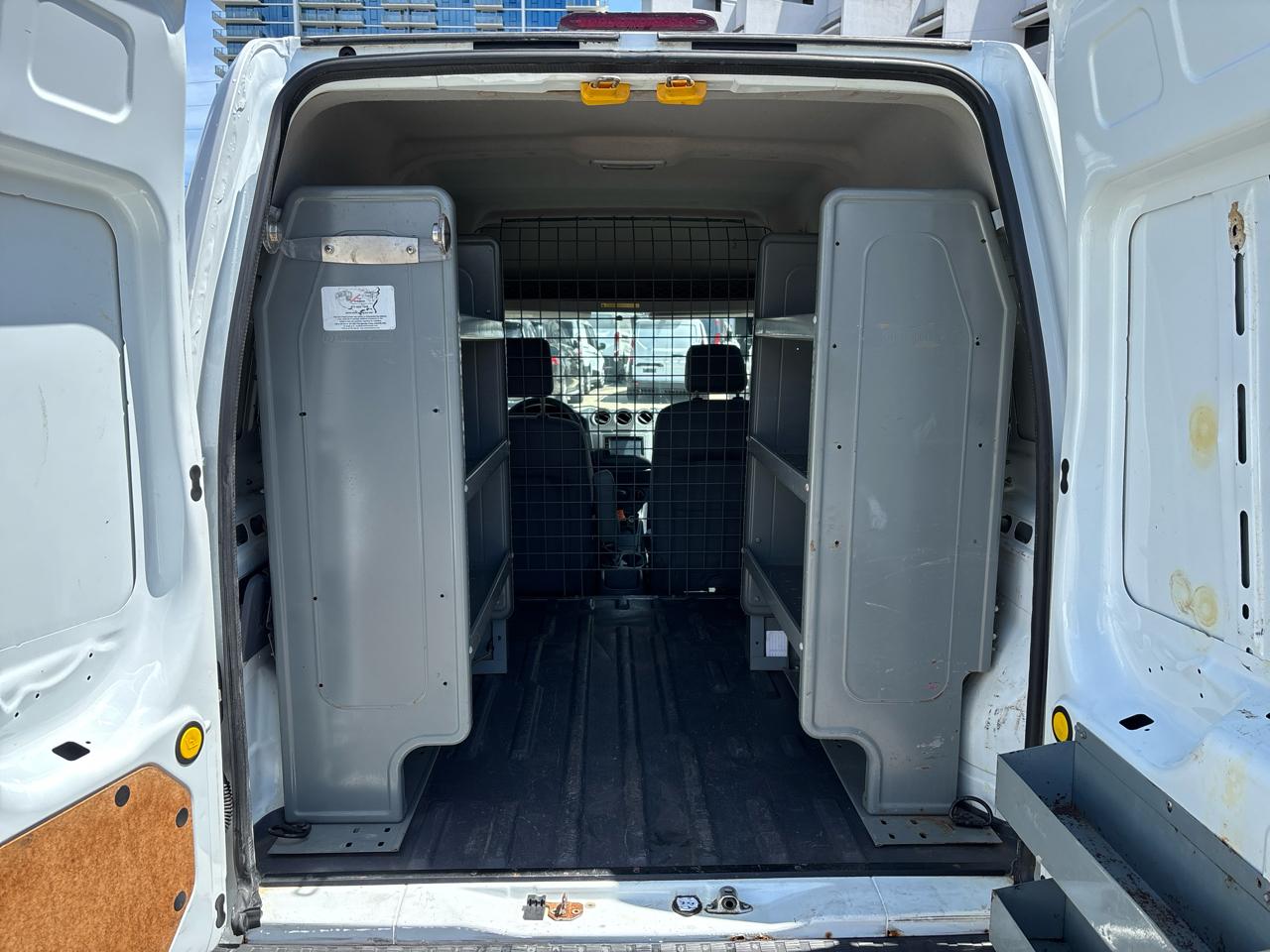 Ford Transit Connect 114.6" XL w/o side or rear door glass 2013