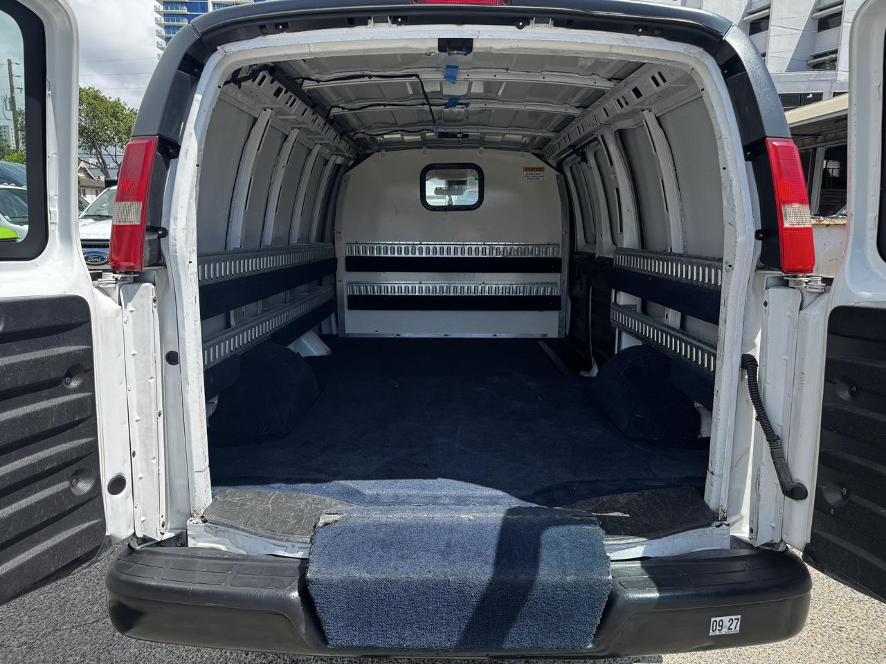 Chevrolet Express Cargo Van RWD 2500 135" 2019