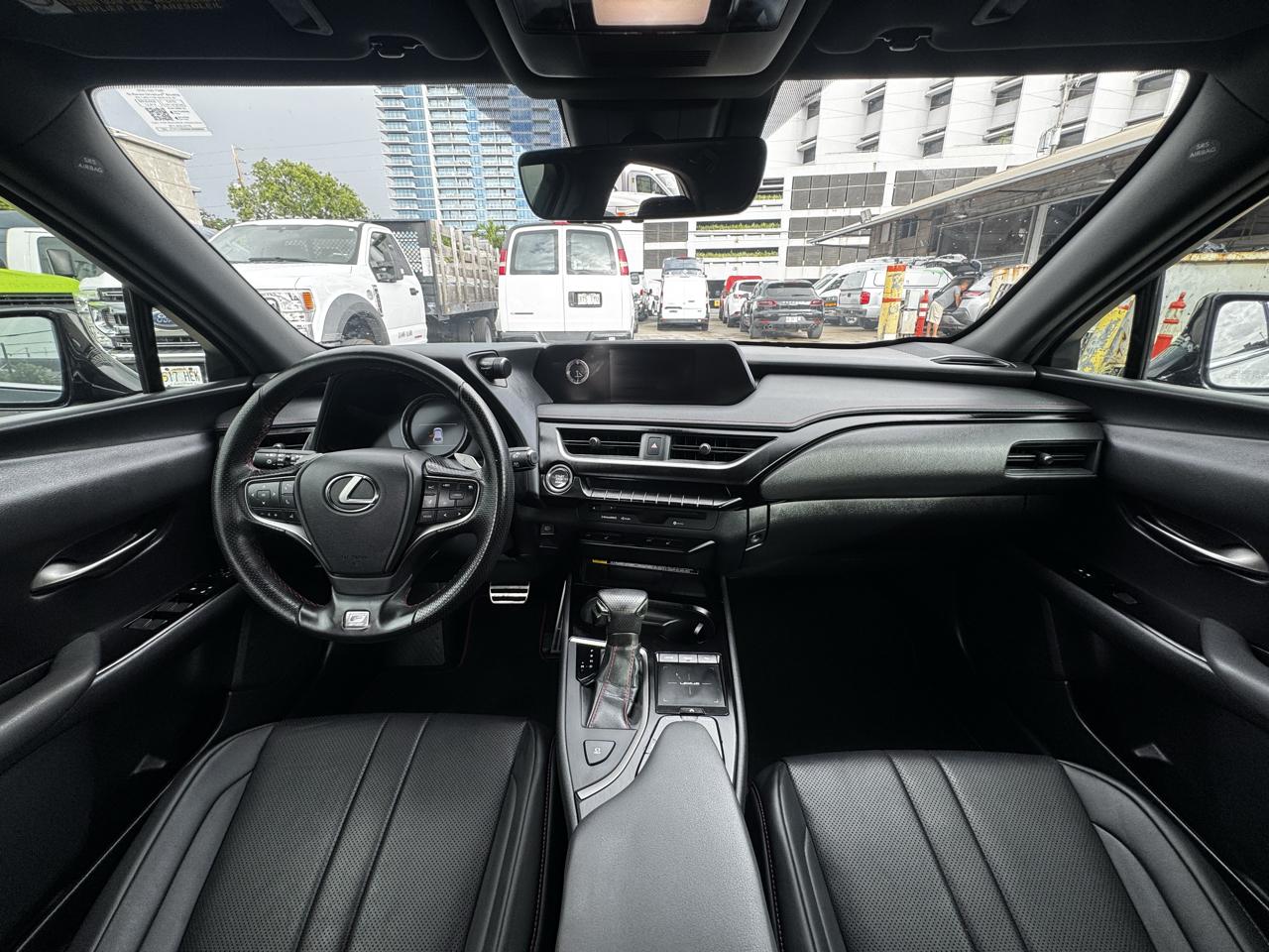 Lexus UX UX 200 FWD 2019
