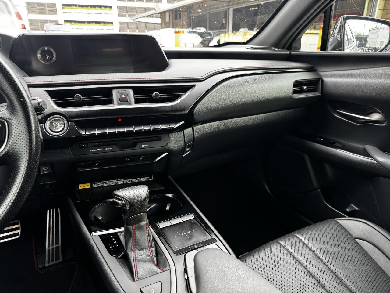 Lexus UX UX 200 FWD 2019