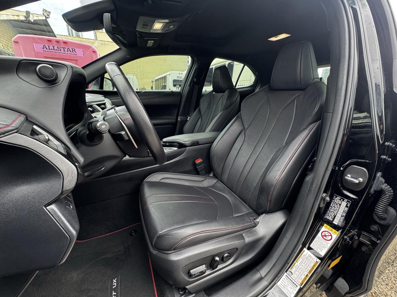 Lexus UX UX 200 FWD 2019