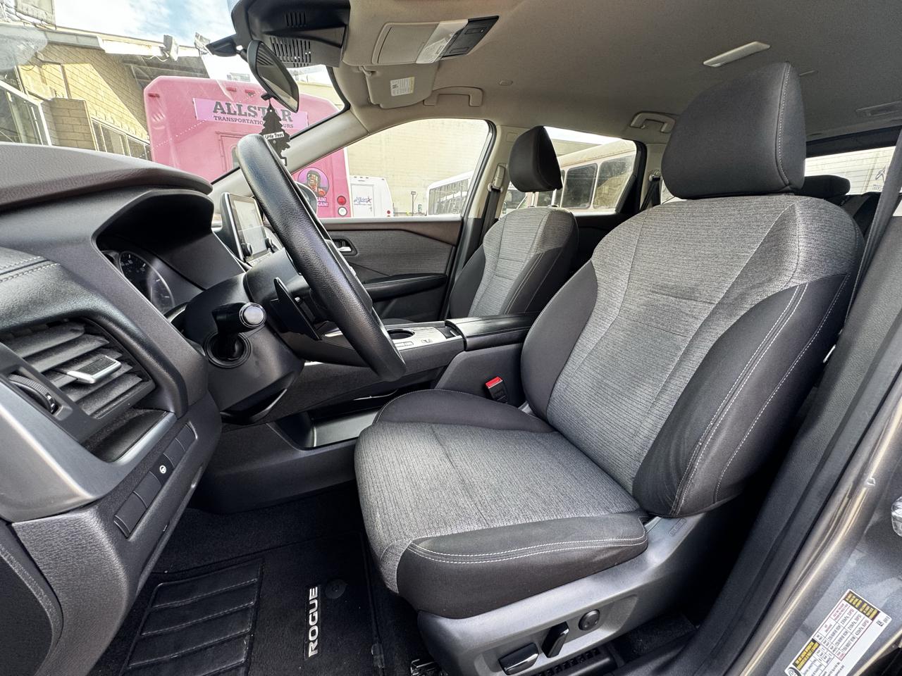 Nissan Rogue FWD SV 2023