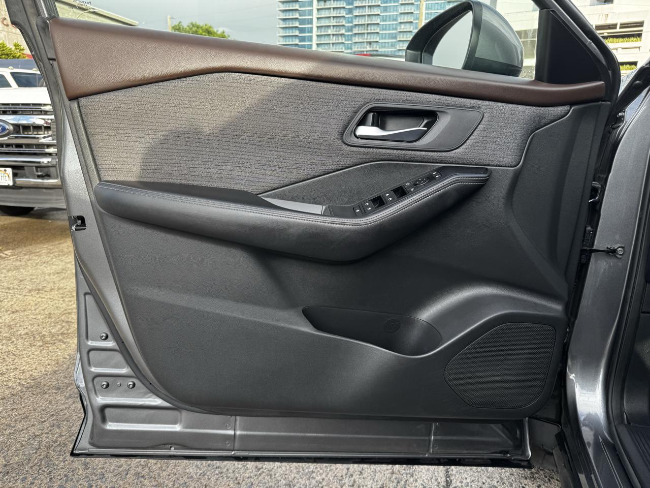 Nissan Rogue FWD SV 2023