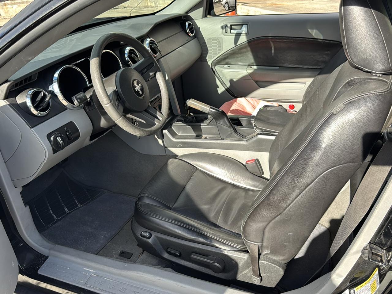 Ford Mustang 2dr Cpe Premium 2008