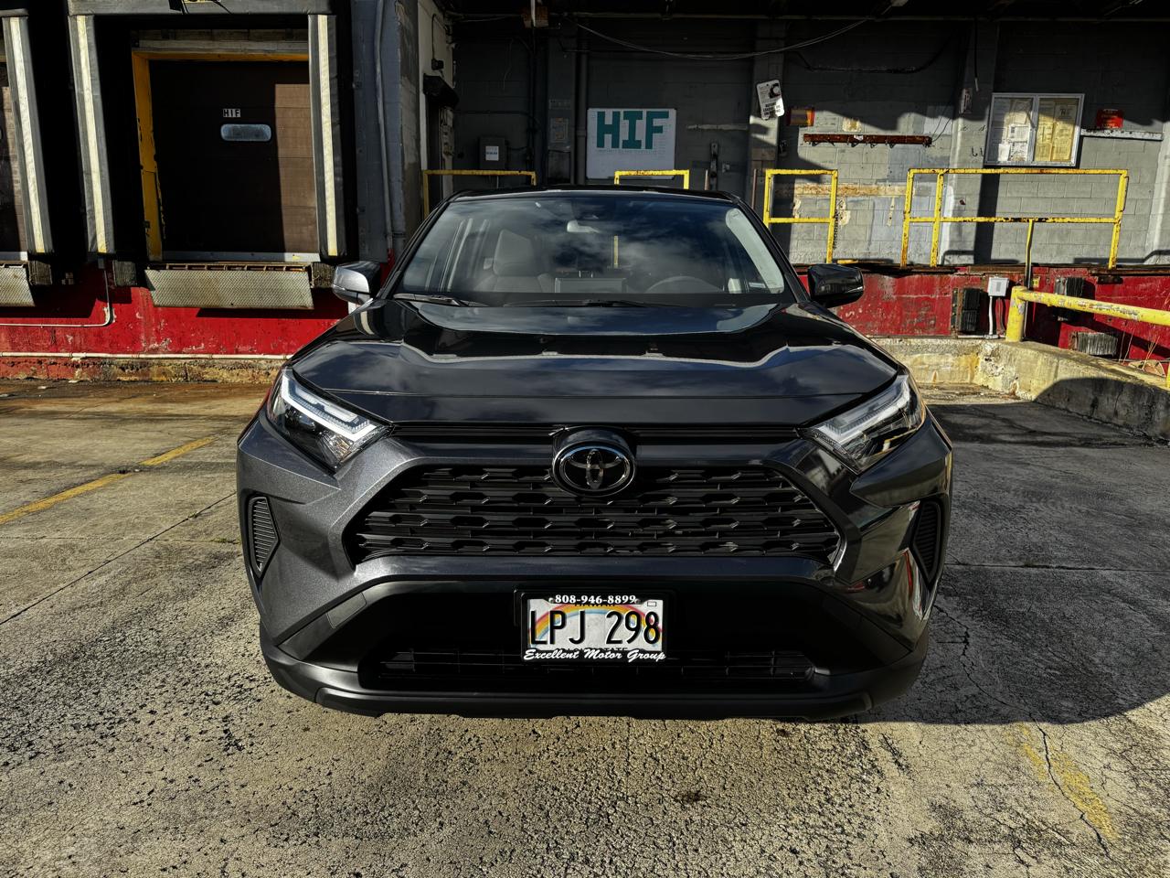 Toyota RAV4 LE FWD (Natl) 2025