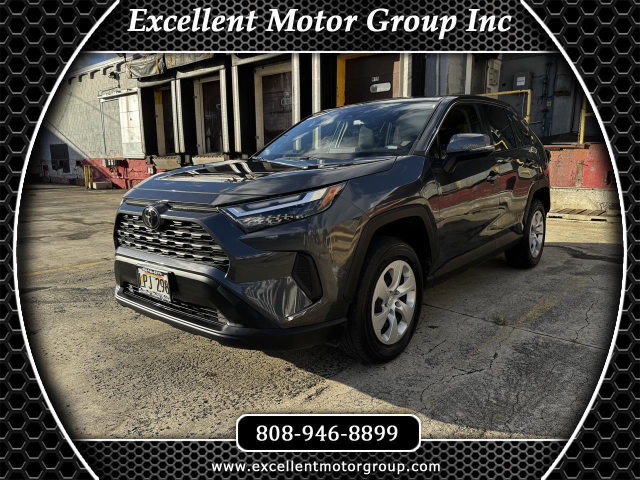 Toyota RAV4 LE FWD (Natl) 2025