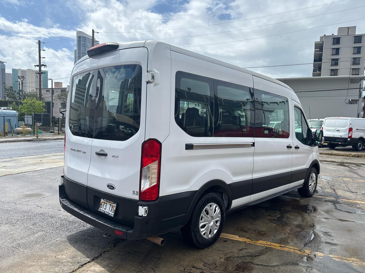 Ford Transit Passenger Wagon T-350 148" Med Roof XLT RWD 2021