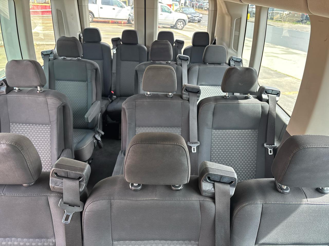 Ford Transit Passenger Wagon T-350 148" Med Roof XLT RWD 2021