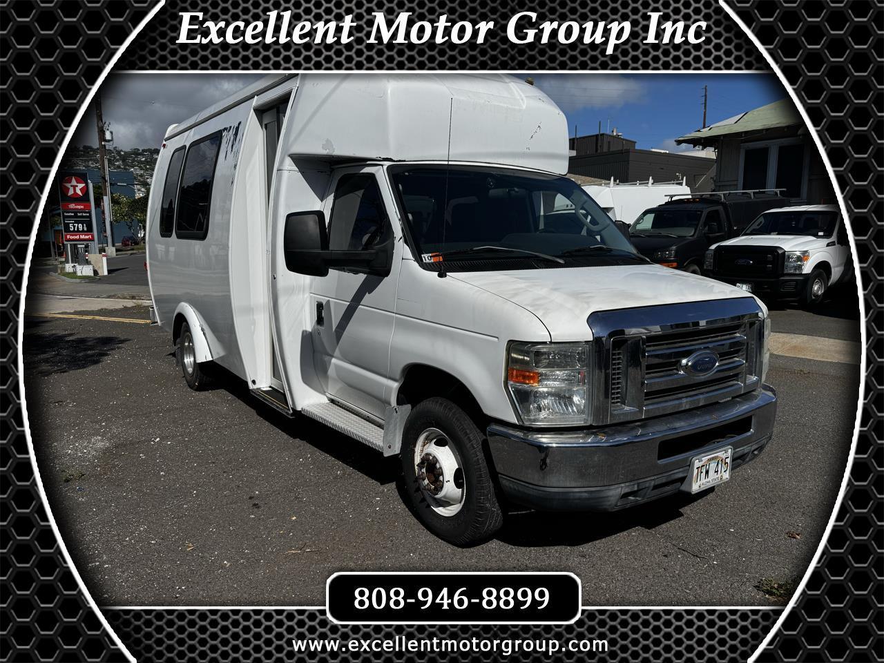 Ford Econoline Commercial Cutaway E-350 Super Duty 138" SRW 2013