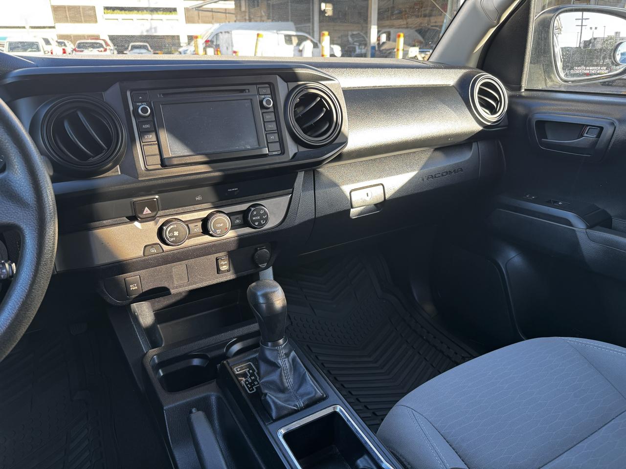 Toyota Tacoma 2WD SR5 Access Cab 6' Bed I4 AT (Natl) 2019