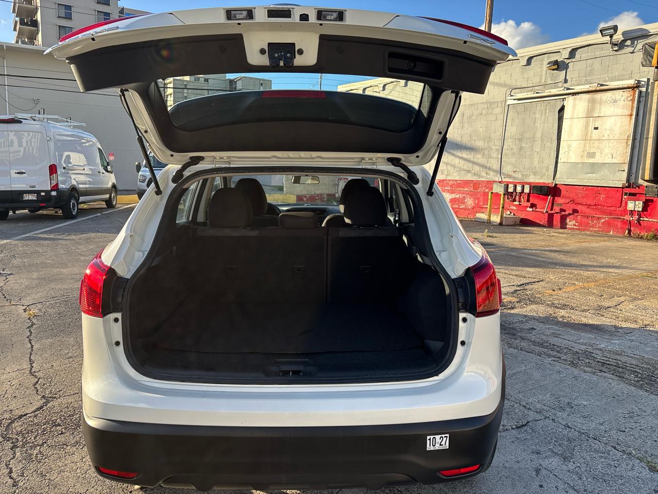 Nissan Rogue Sport FWD SV 2017