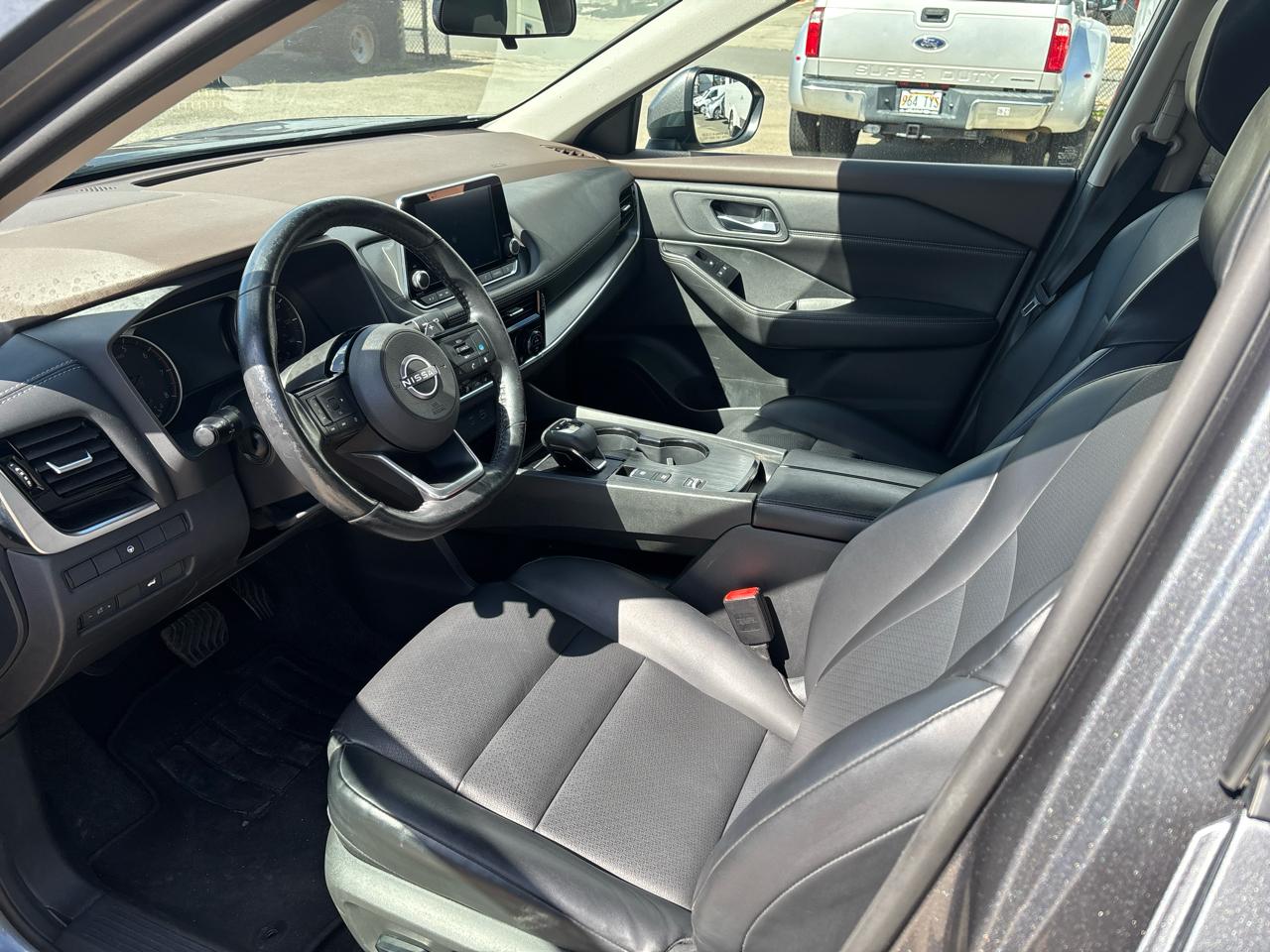 Nissan Rogue FWD SV *Ltd Avail* 2023