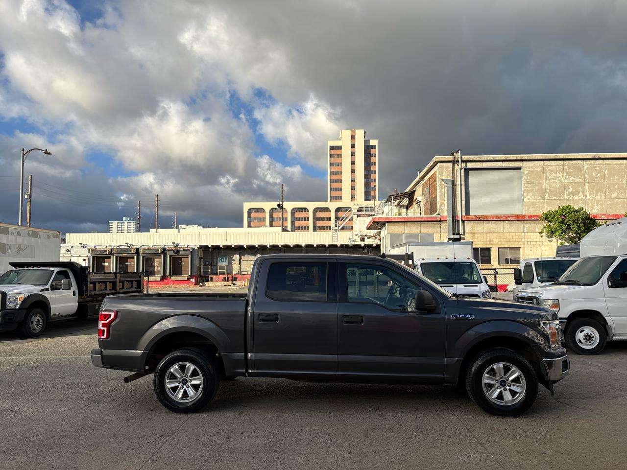 Ford F-150 2WD SuperCrew 145" XLT 2019