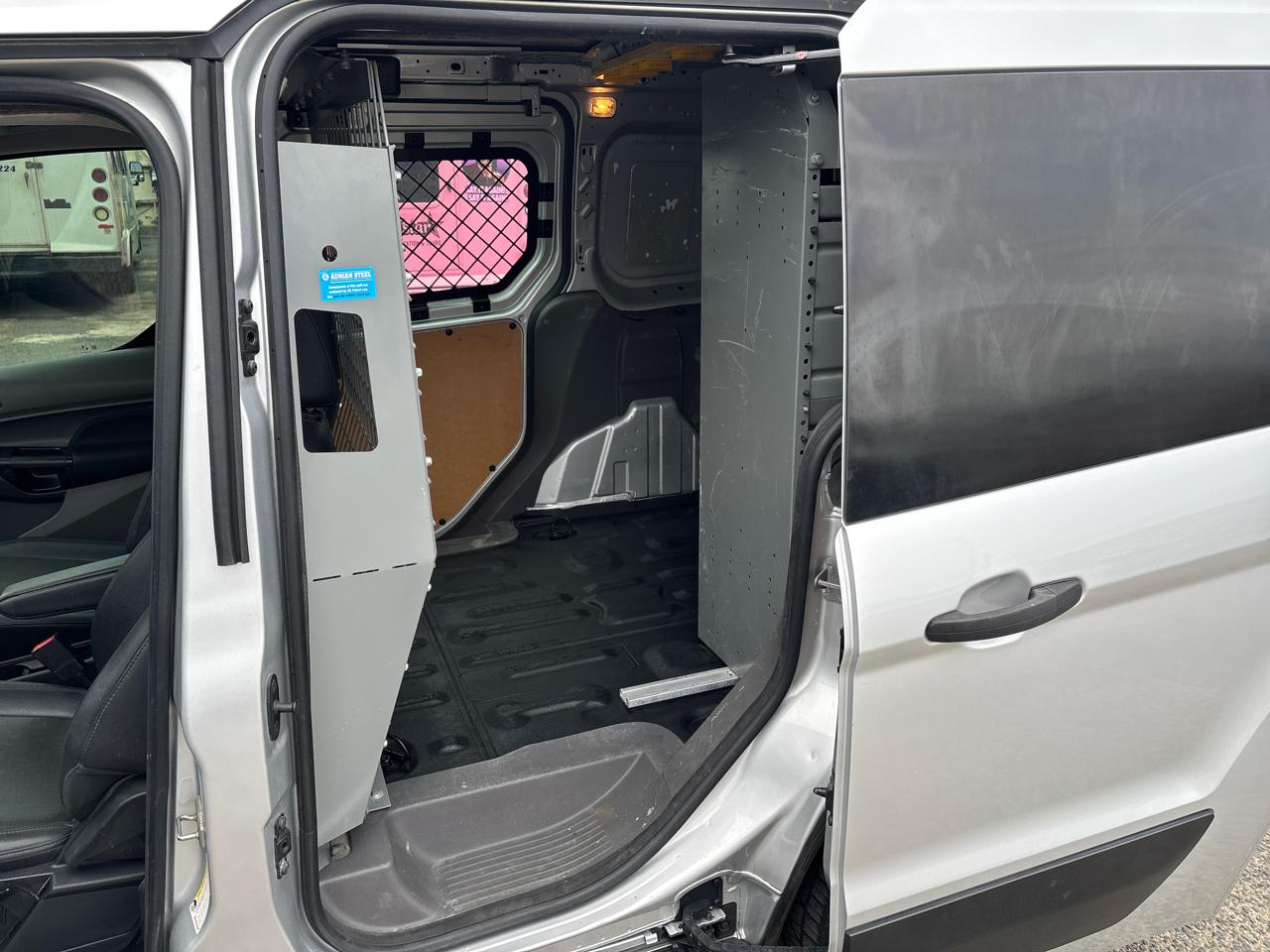 Ford Transit Connect Van XL SWB w/Rear Symmetrical Doors 2022