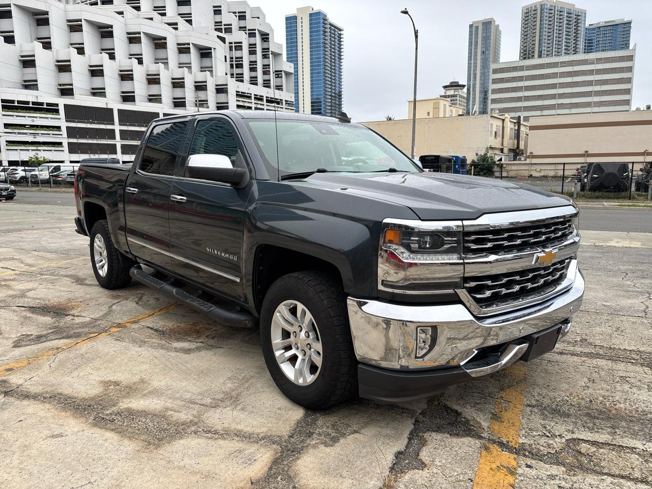 Chevrolet Silverado 1500 4WD Crew Cab 143.5" LTZ w/1LZ 2018