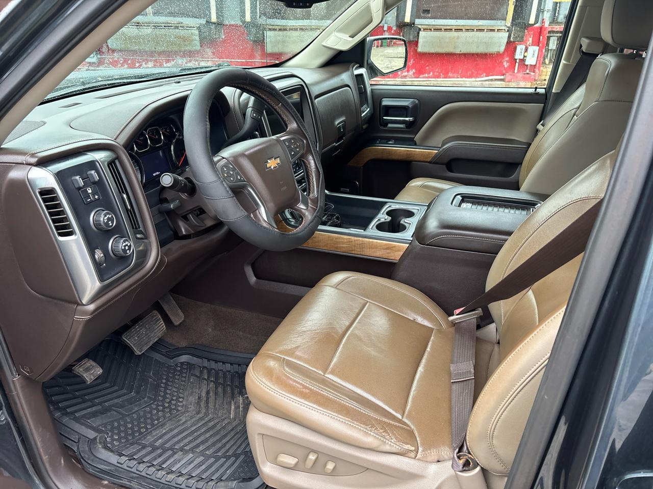 Chevrolet Silverado 1500 4WD Crew Cab 143.5" LTZ w/1LZ 2018