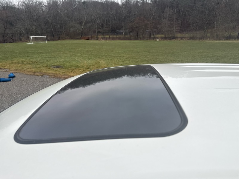 Acura MDX 6-Spd AT w/Tech and Entertainment Package 2011