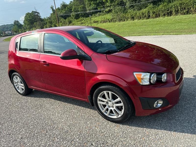 Chevrolet Sonic LT Auto 5-Door 2015