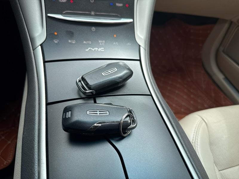 Lincoln MKZ AWD 2016