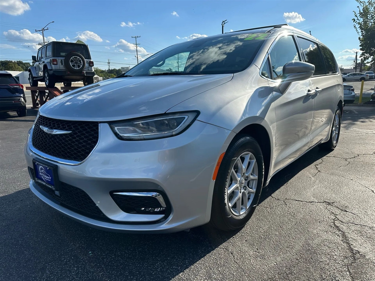 2022 Chrysler Pacifica Touring-L