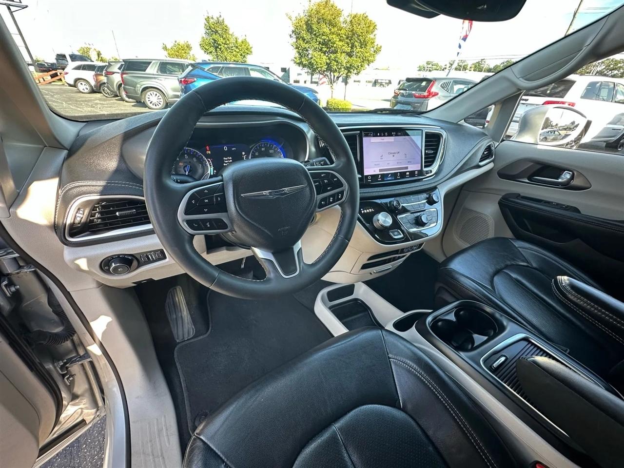Chrysler Pacifica Touring-L 2022