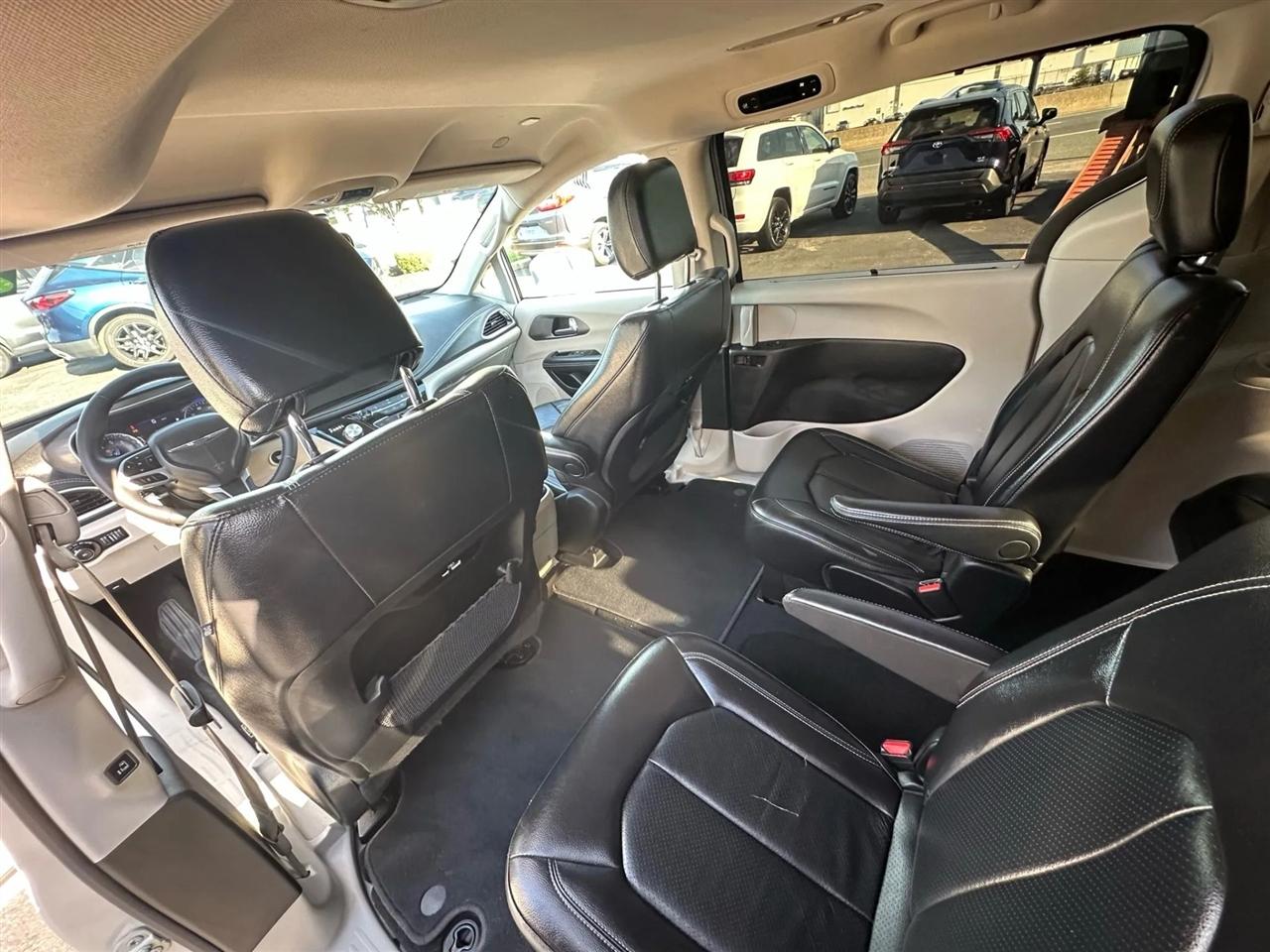 Chrysler Pacifica Touring-L 2022
