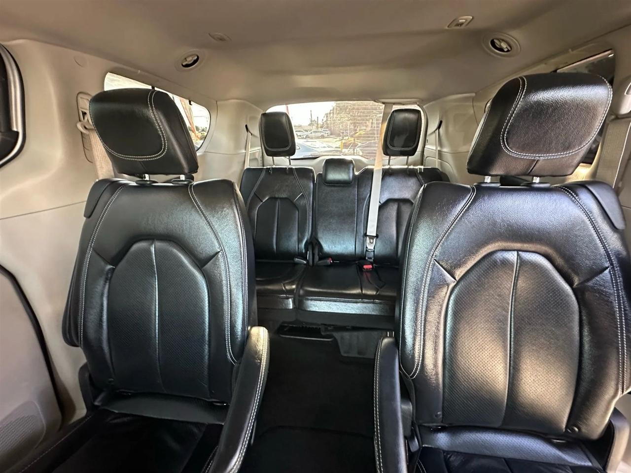 Chrysler Pacifica Touring-L 2022