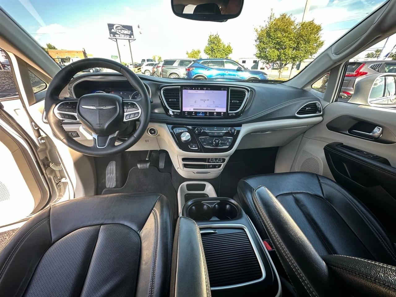 Chrysler Pacifica Touring-L 2022