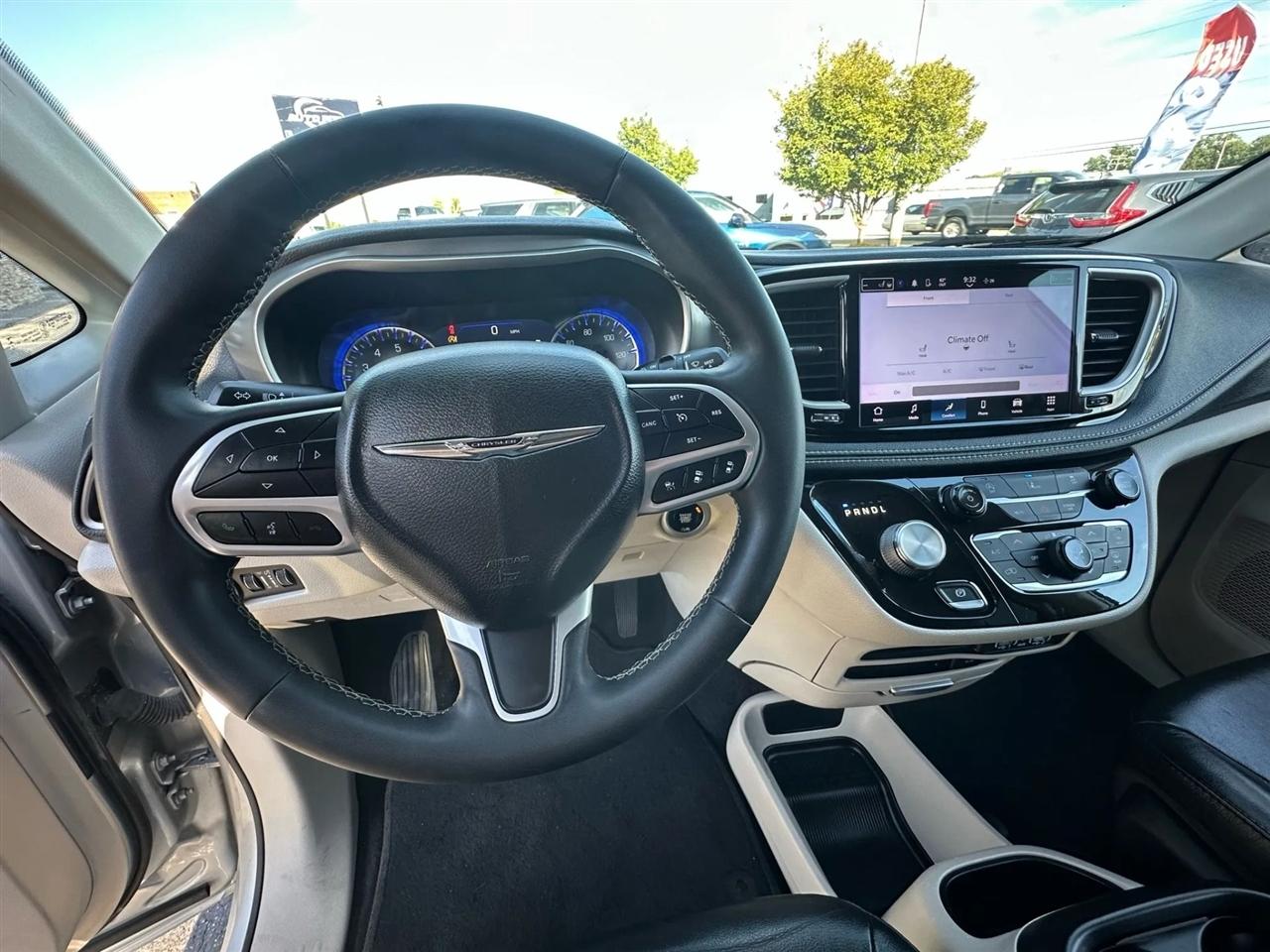Chrysler Pacifica Touring-L 2022