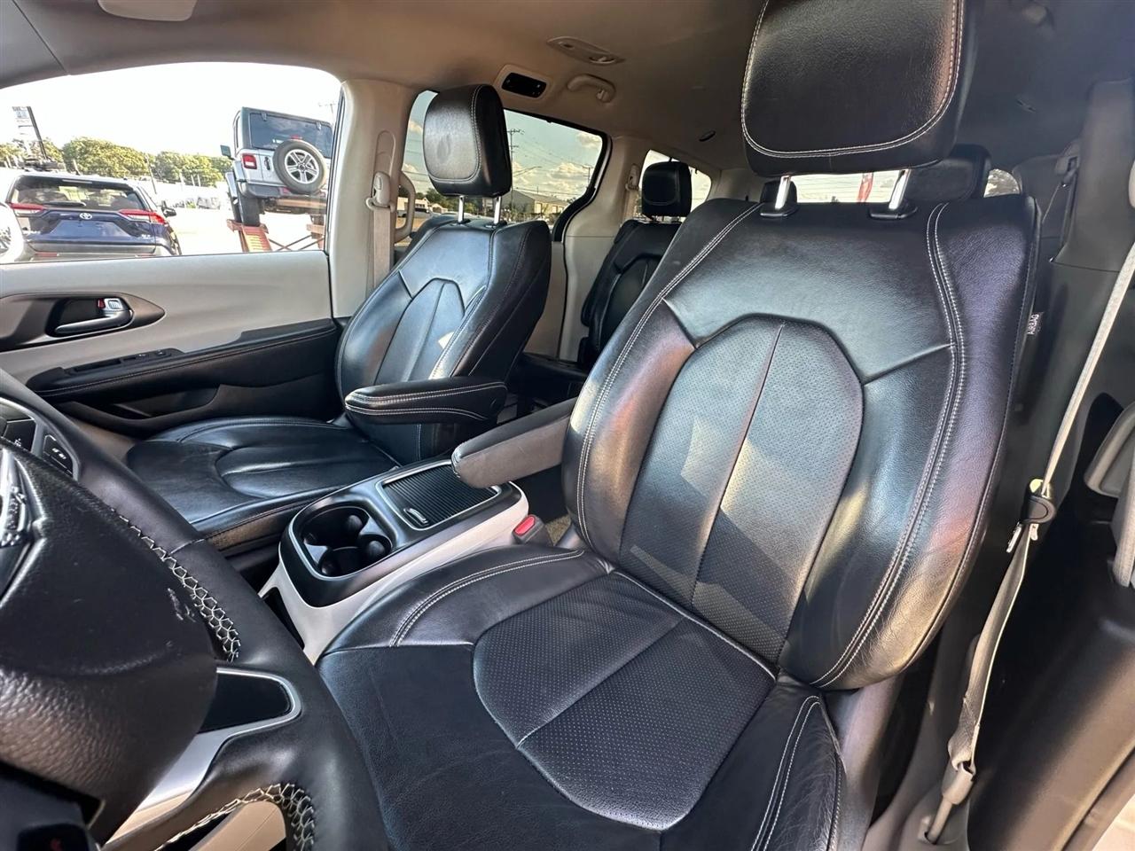 Chrysler Pacifica Touring-L 2022