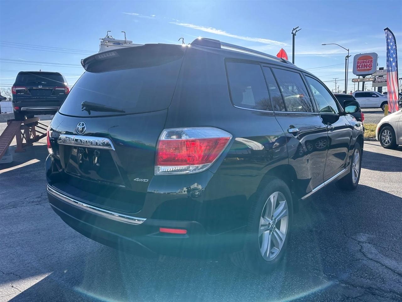 Toyota Highlander Limited 4WD 2013