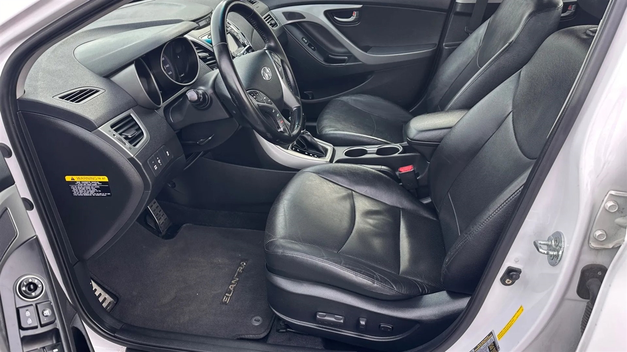 Hyundai Elantra Sport 6AT 2015