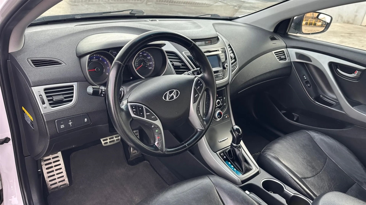 Hyundai Elantra Sport 6AT 2015