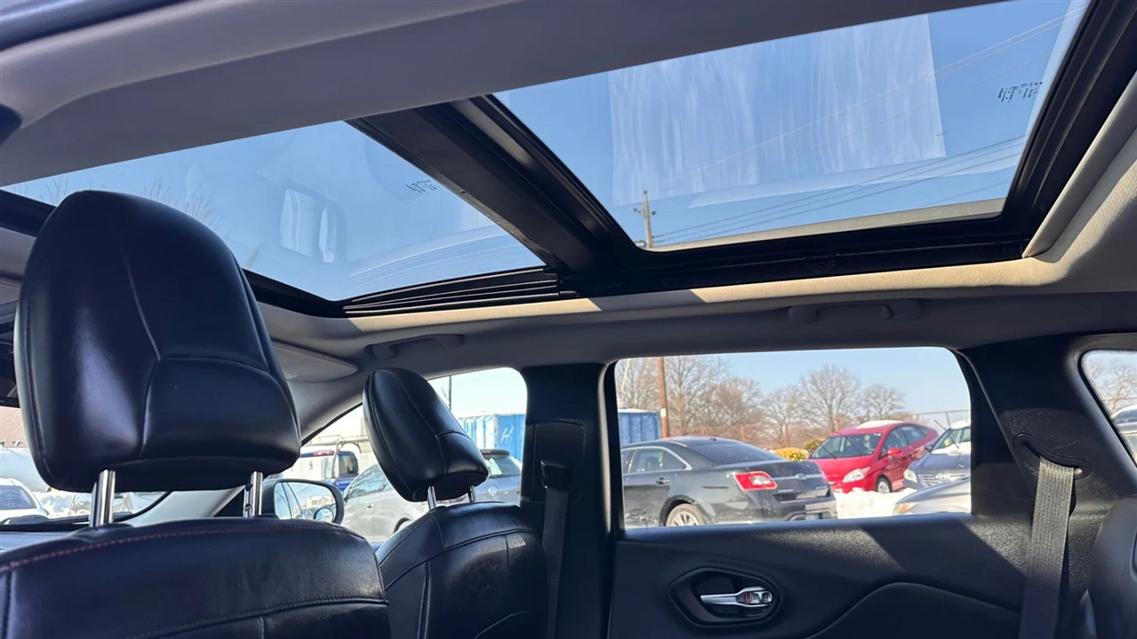 Jeep Cherokee Trailhawk 4WD 2014