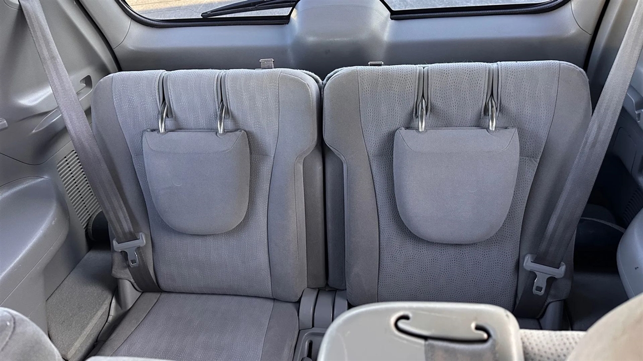 Toyota Highlander Base 4WD 2013