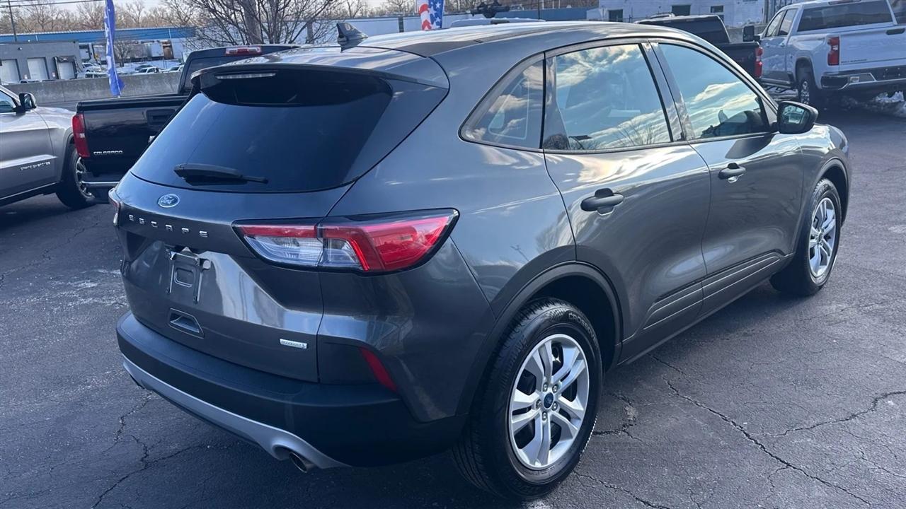 Ford Escape S FWD 2020