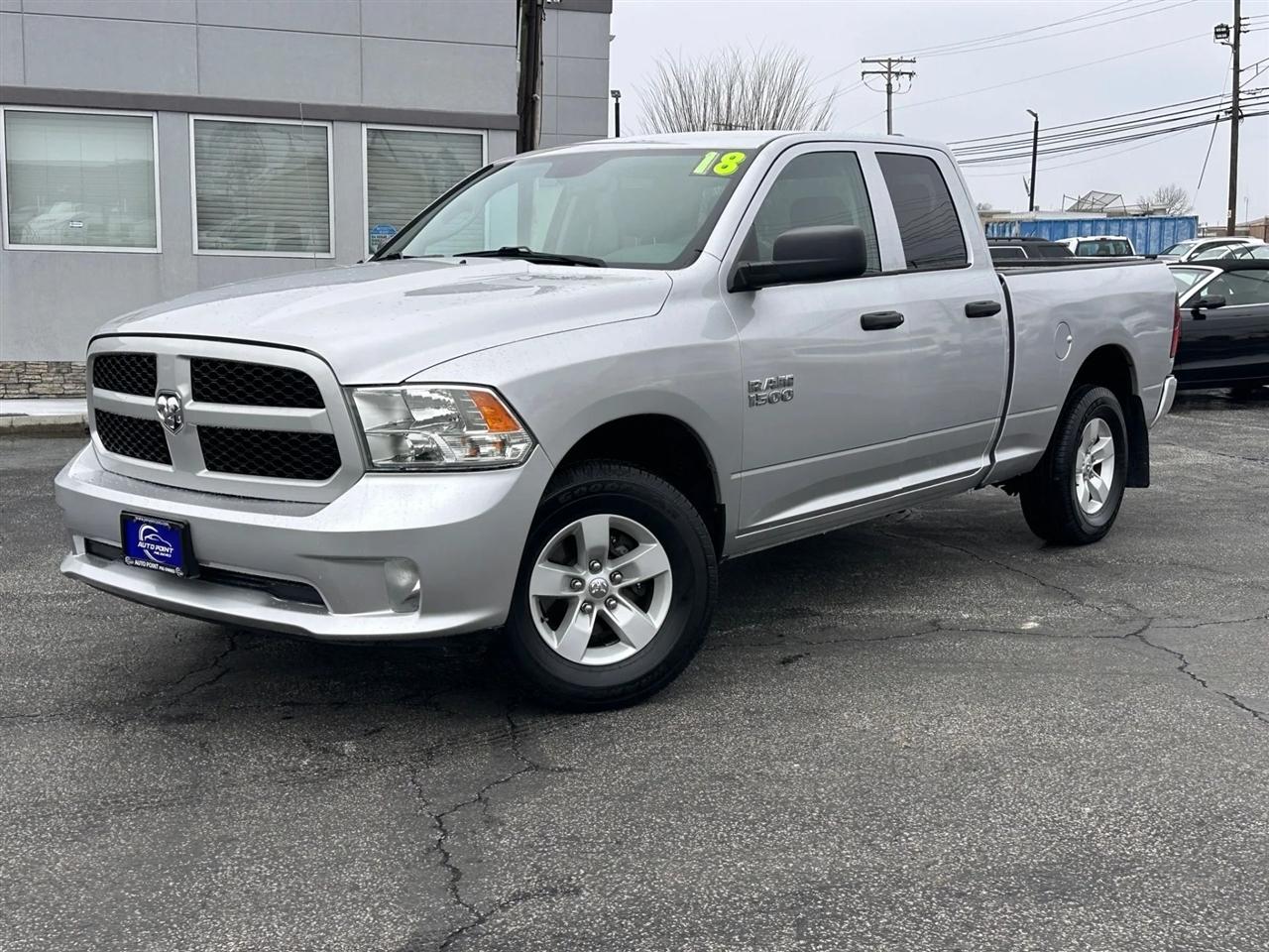 2018 RAM 1500 Express 4x4 Quad Cab 6'4" Box