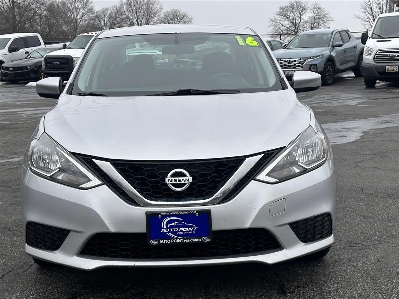 Nissan Sentra 4dr Sdn I4 CVT S 2016