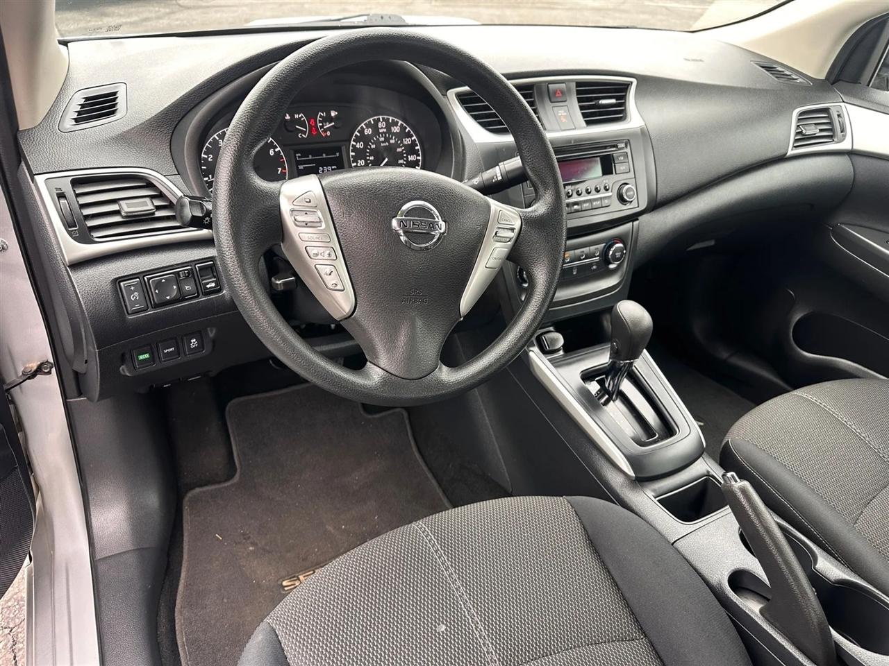 Nissan Sentra 4dr Sdn I4 CVT S 2016