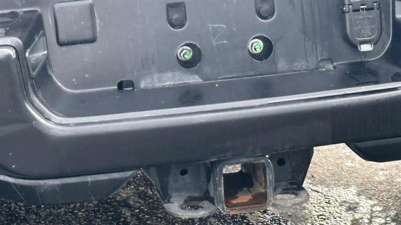 RAM 2500 Tradesman 4x4 Crew Cab 8' Box 2022