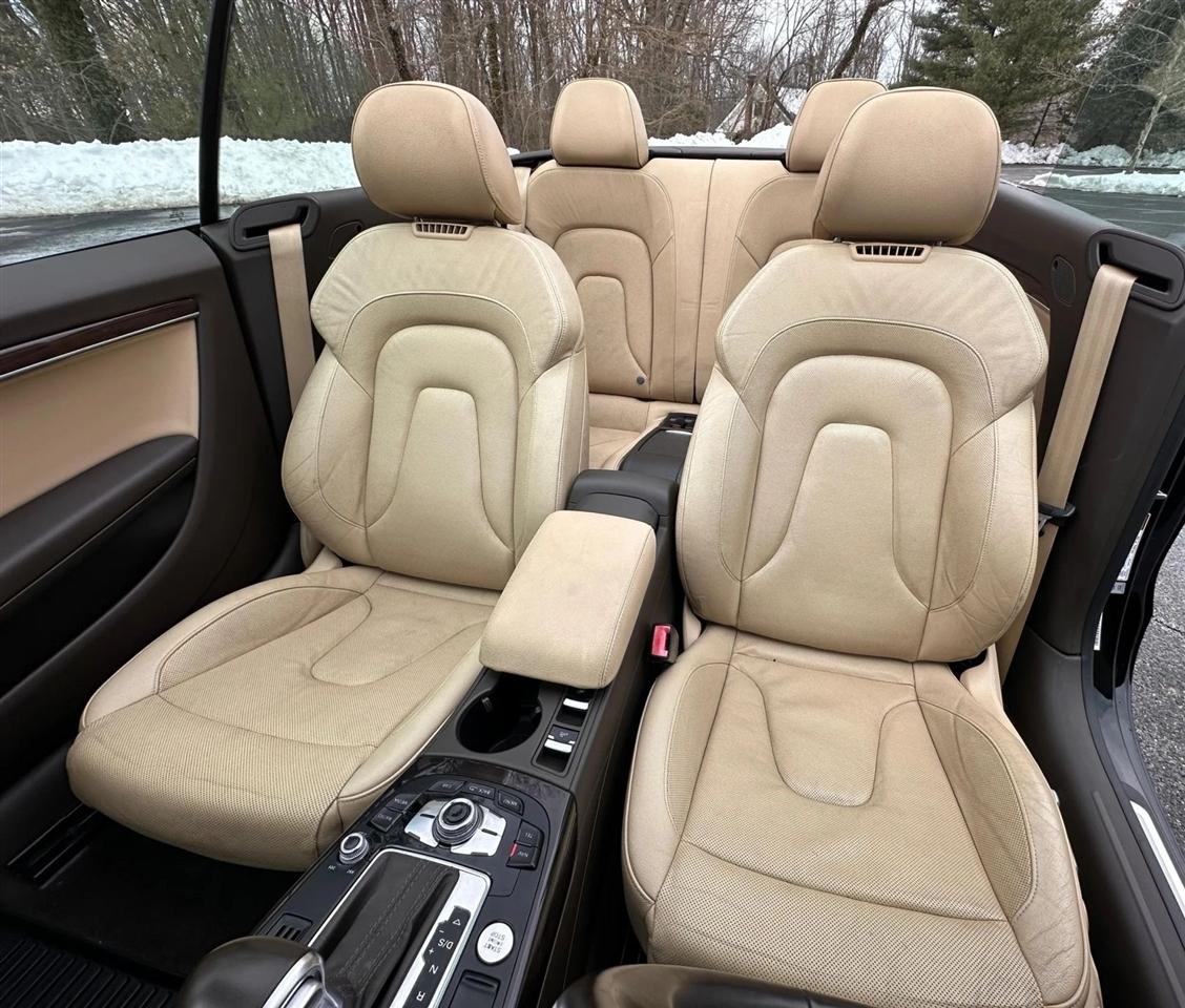 Audi A5 2dr Cabriolet Auto quattro 2.0T Premium Plus 2013