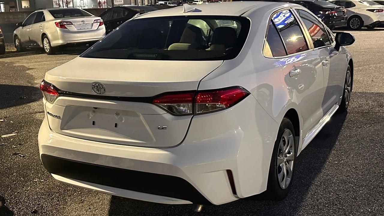 Toyota Corolla LE CVT (Natl) 2021