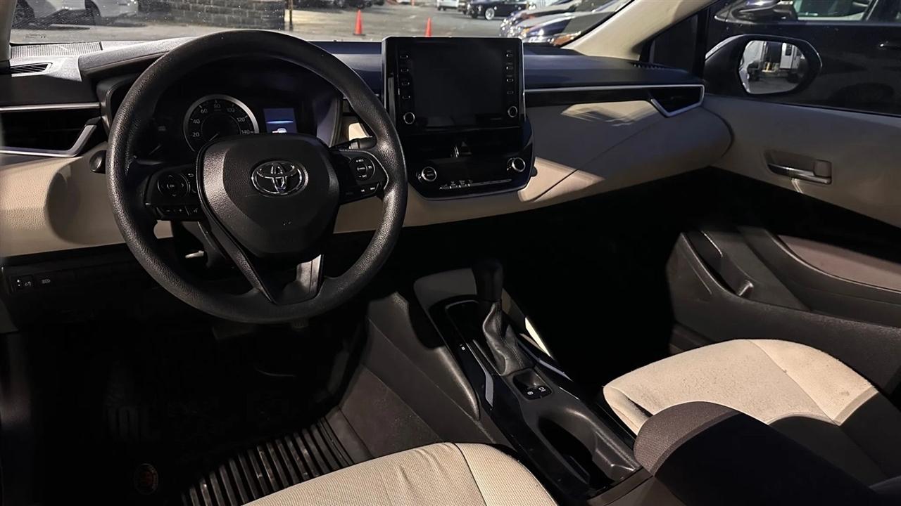 Toyota Corolla LE CVT (Natl) 2021