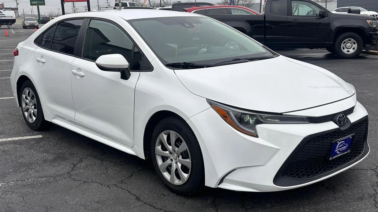 Toyota Corolla LE CVT (Natl) 2021