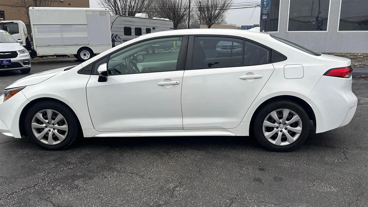 Toyota Corolla LE CVT (Natl) 2021