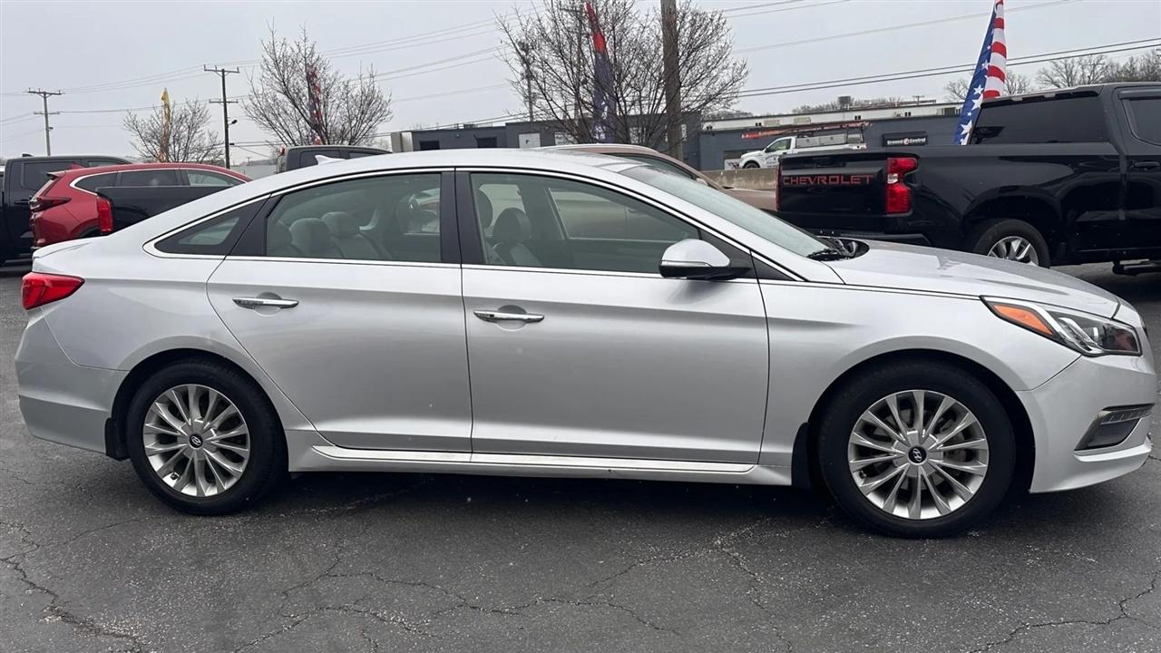 Hyundai Sonata 4dr Sdn 2.4L Limited PZEV 2015